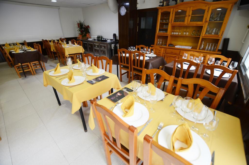 Hostal Los Manos بلانيس المظهر الخارجي الصورة